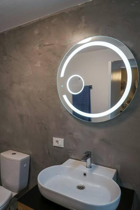 Apartamento The Urban Oasis Bucarest Exterior foto
